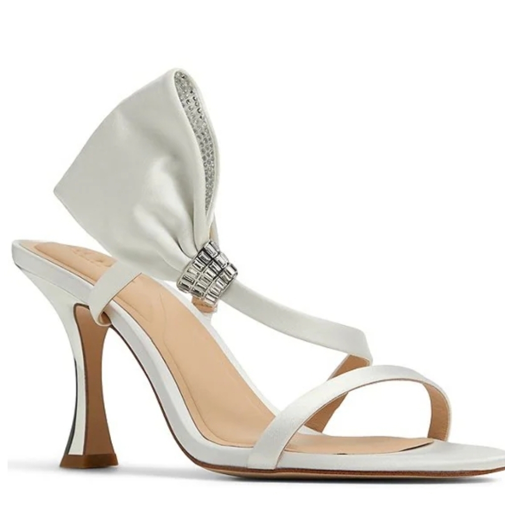 🤍🔹️Ted Baker London🔹️ Belle Satin Embellished Bow Dress Sandals